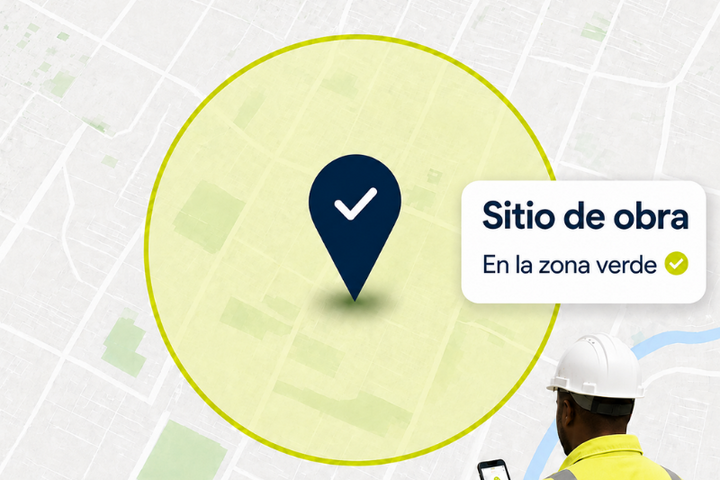 Gráfico de mapa con una zona verde resaltada y un pin de ubicación con marca de verificación. Al lado aparece el mensaje «Sitio de obra – En la zona verde», mientras un trabajador con casco mira un smartphone en la esquina inferior derecha.